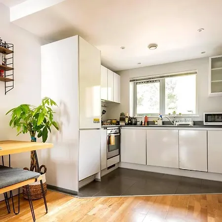 Beautiful & Cosy Harbourside - Free Parking