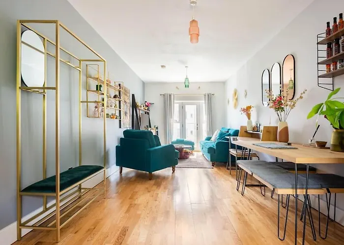 Beautiful & Cosy Harbourside - Free Parking *