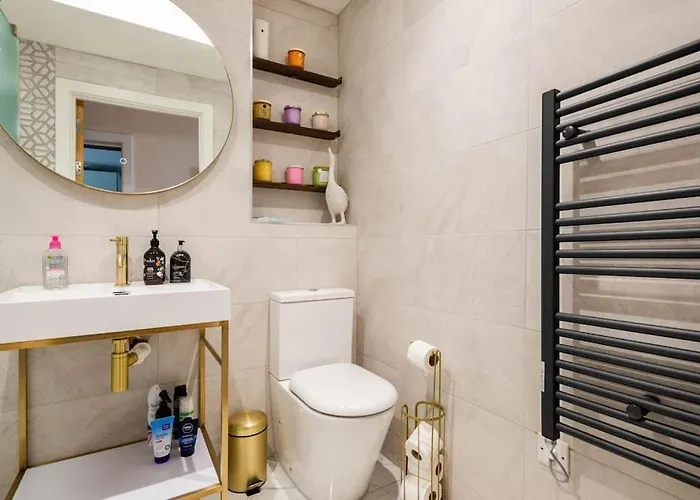 Beautiful & Cosy Harbourside - Free Parking * Bristol